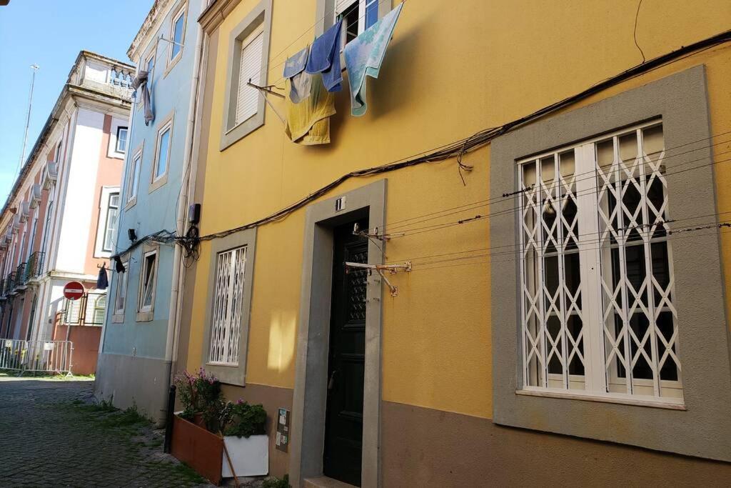 Feira Da Ladra Comfy Premium Apartment Lisbon Exterior photo